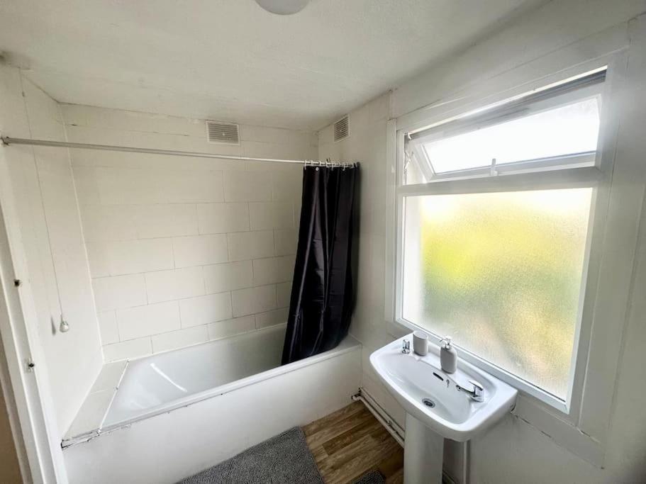 Cosy Two Bedroom Apartment,Se13 Londen Buitenkant foto