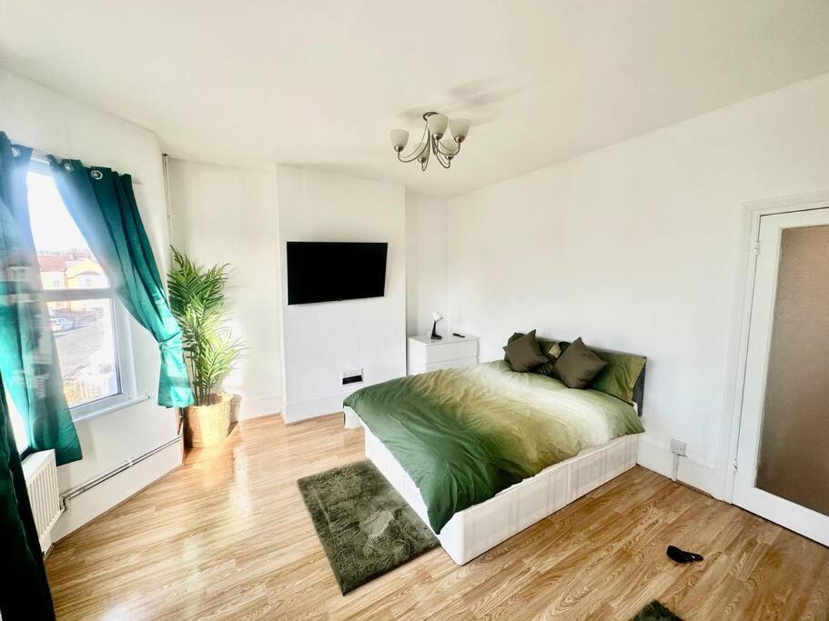 Cosy Two Bedroom Apartment,Se13 Londen Buitenkant foto